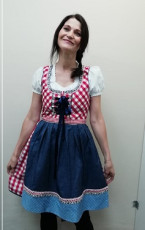 Quality Traditional Lady Costume